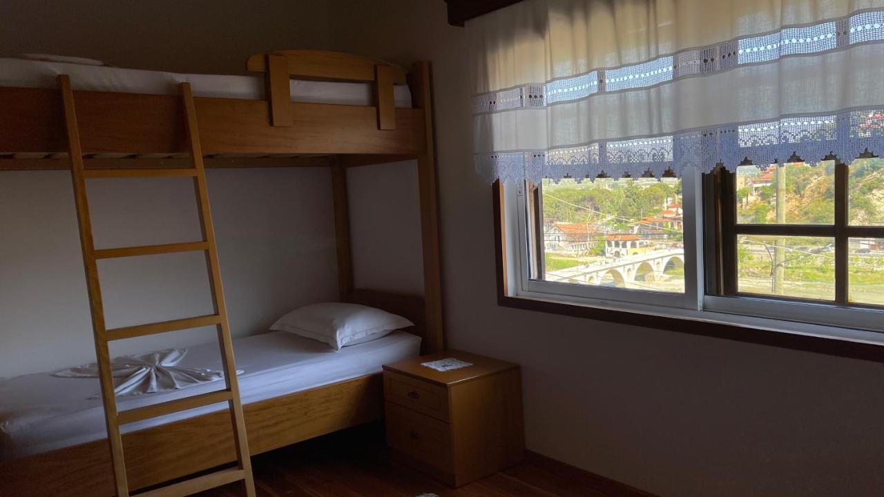 Ana Rest House Hostel Berat Exteriör bild